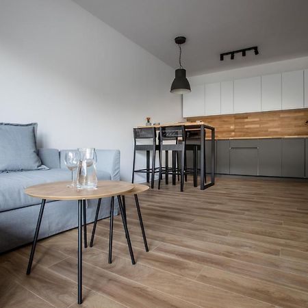 Longinus Apartament 볼레스와비에츠 외부 사진