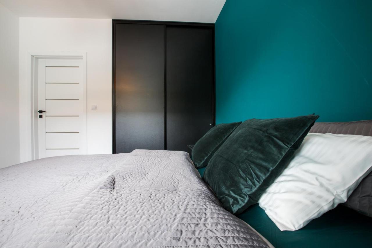 Longinus Apartament 볼레스와비에츠 외부 사진